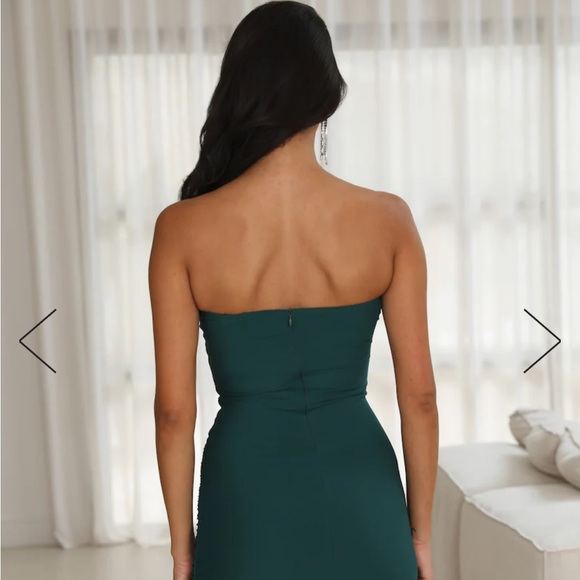 Hello Molly Green Mini Dress - Picture 2 of 3